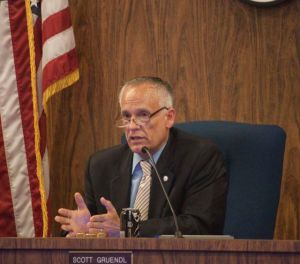 Incumbent Mayor Scott Gruendl