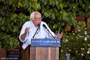 _MG_7924BernieBothHand