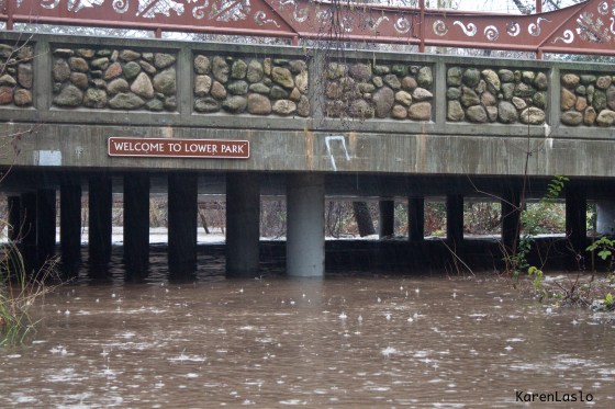 Manzanita Ave. bicycle tunnel.